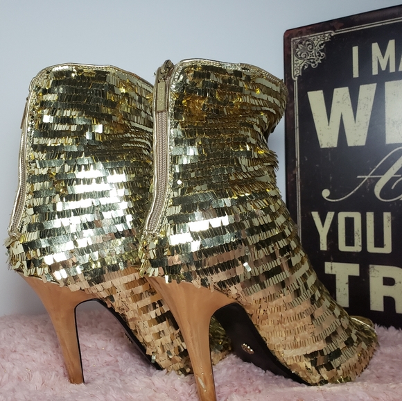 Dereon Gold Dynamite High Heel Sequin Booties - Picture 5 of 5